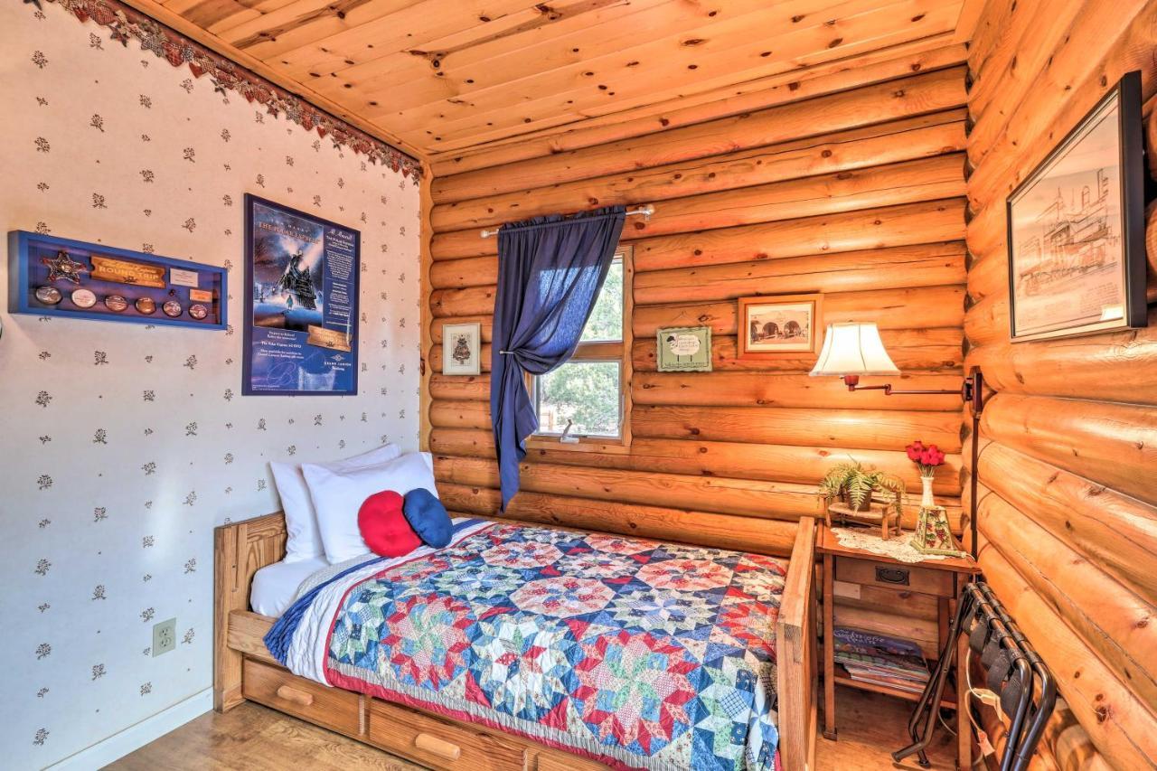 Quaint Williams Cabin Near Grand Canyon Eksteriør billede